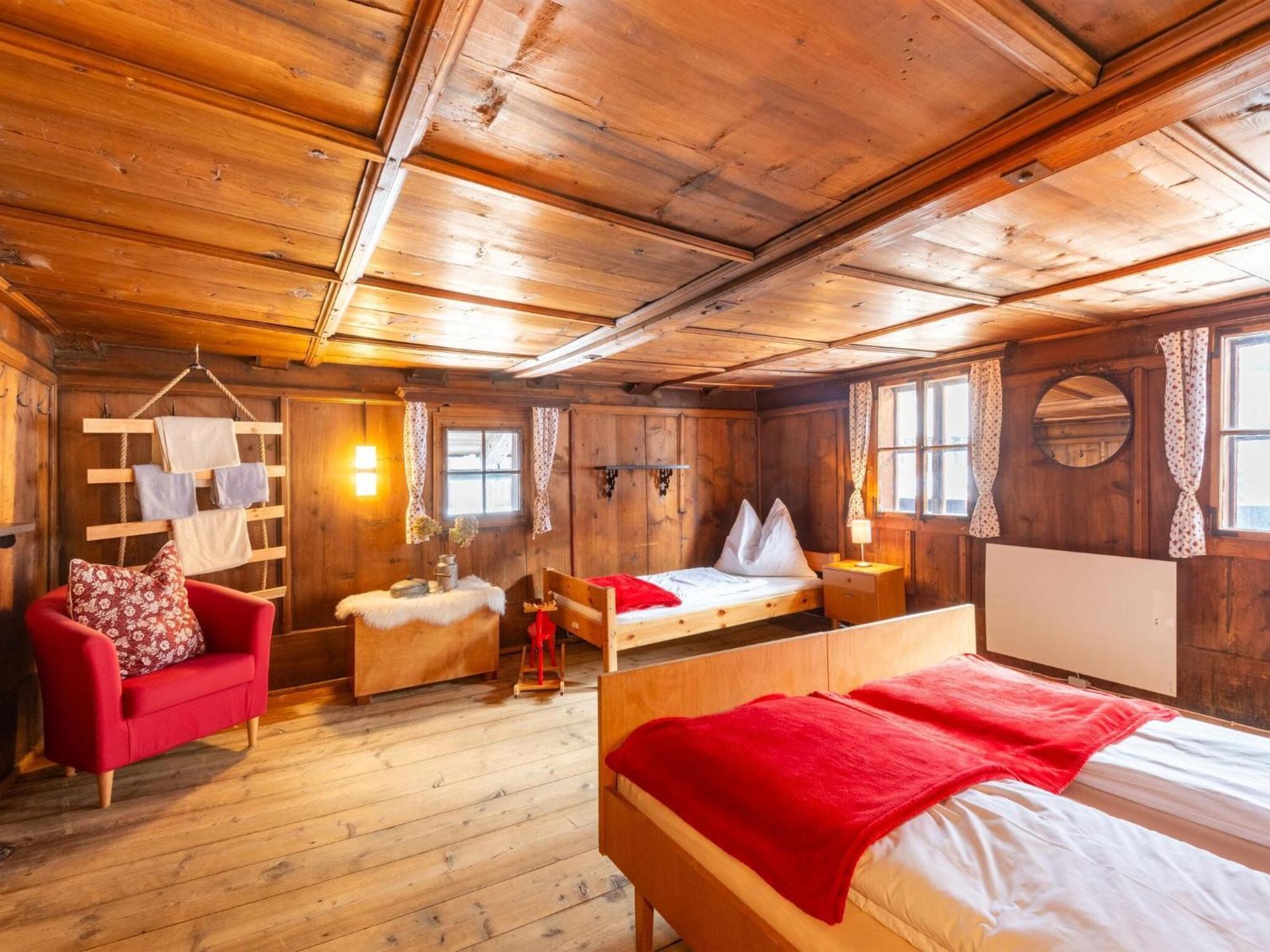 Rustic Farmhouse With Sauna In Bramberg Neukirchen am Großvenediger Buitenkant foto